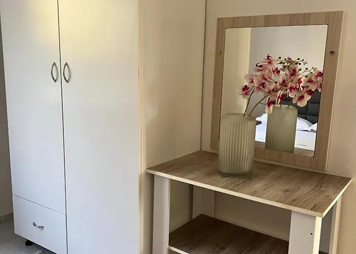 Mimi's Daire Avlonya